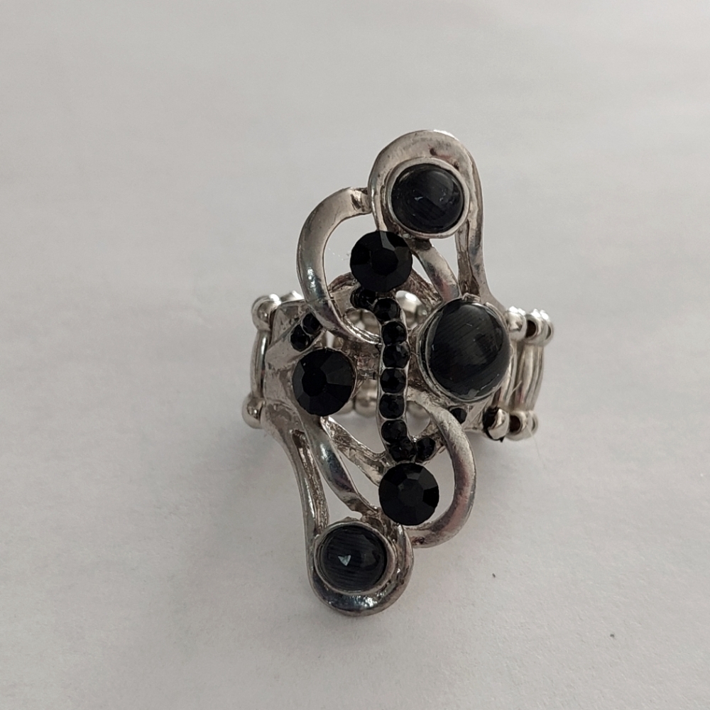 Paparazzi Ring Silver Black